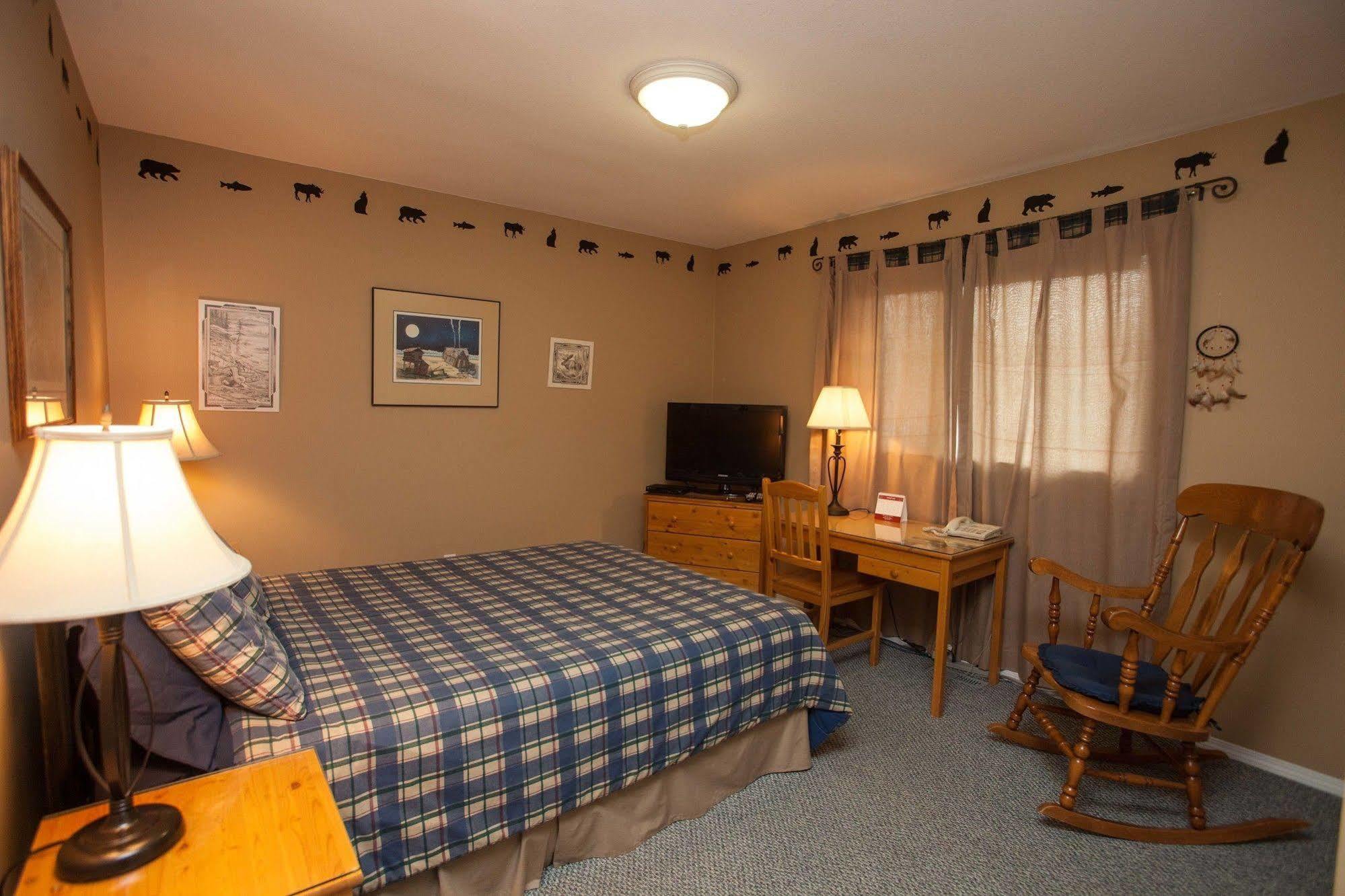Midnight Sun Inn ไวท์ฮอร์ส ภายนอก รูปภาพ